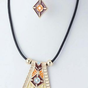 Cord Necklace